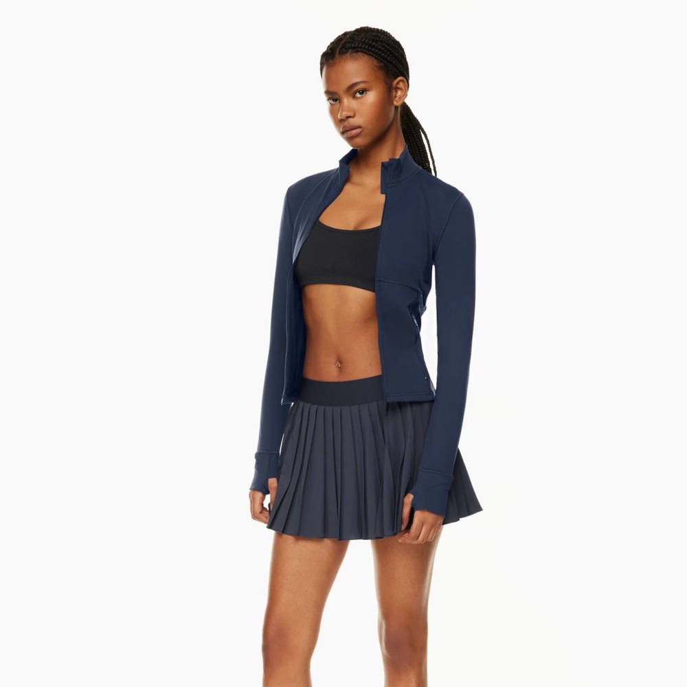 Aritzia TNA navy blue pleated tennis skirt